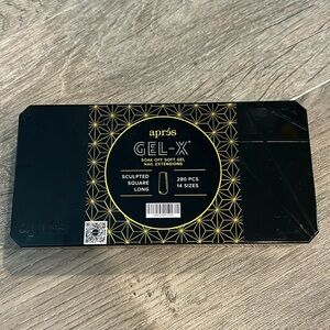 Sculpted square long apres tips